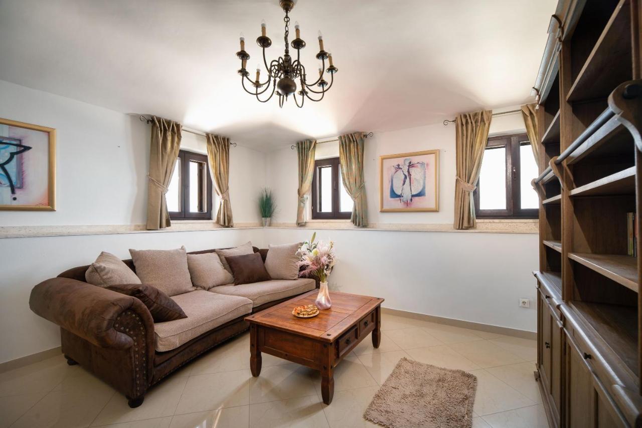 Luxury Apartments Perko Kaštela Екстериор снимка