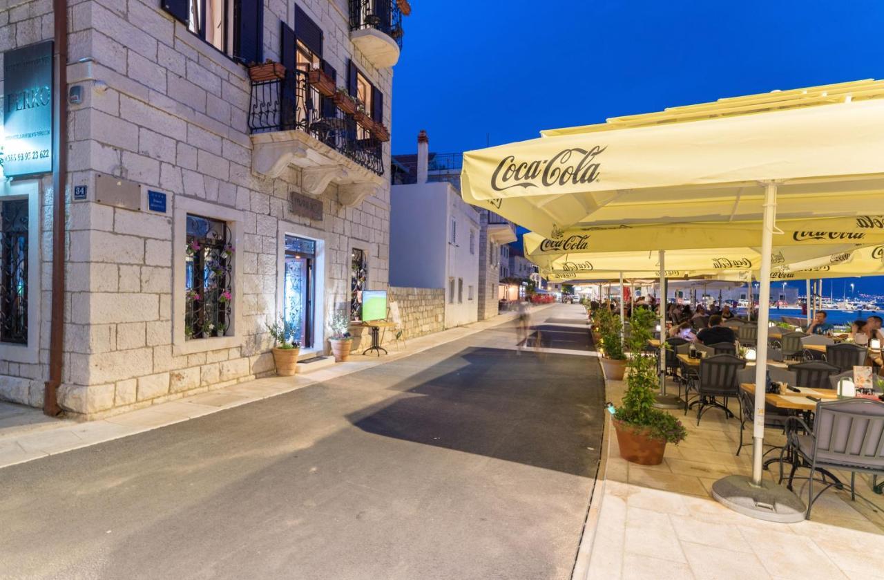 Luxury Apartments Perko Kaštela Екстериор снимка