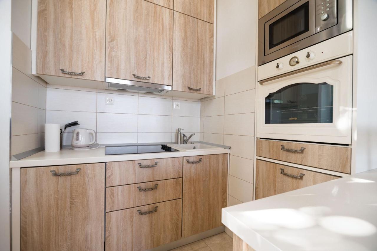 Luxury Apartments Perko Kaštela Екстериор снимка