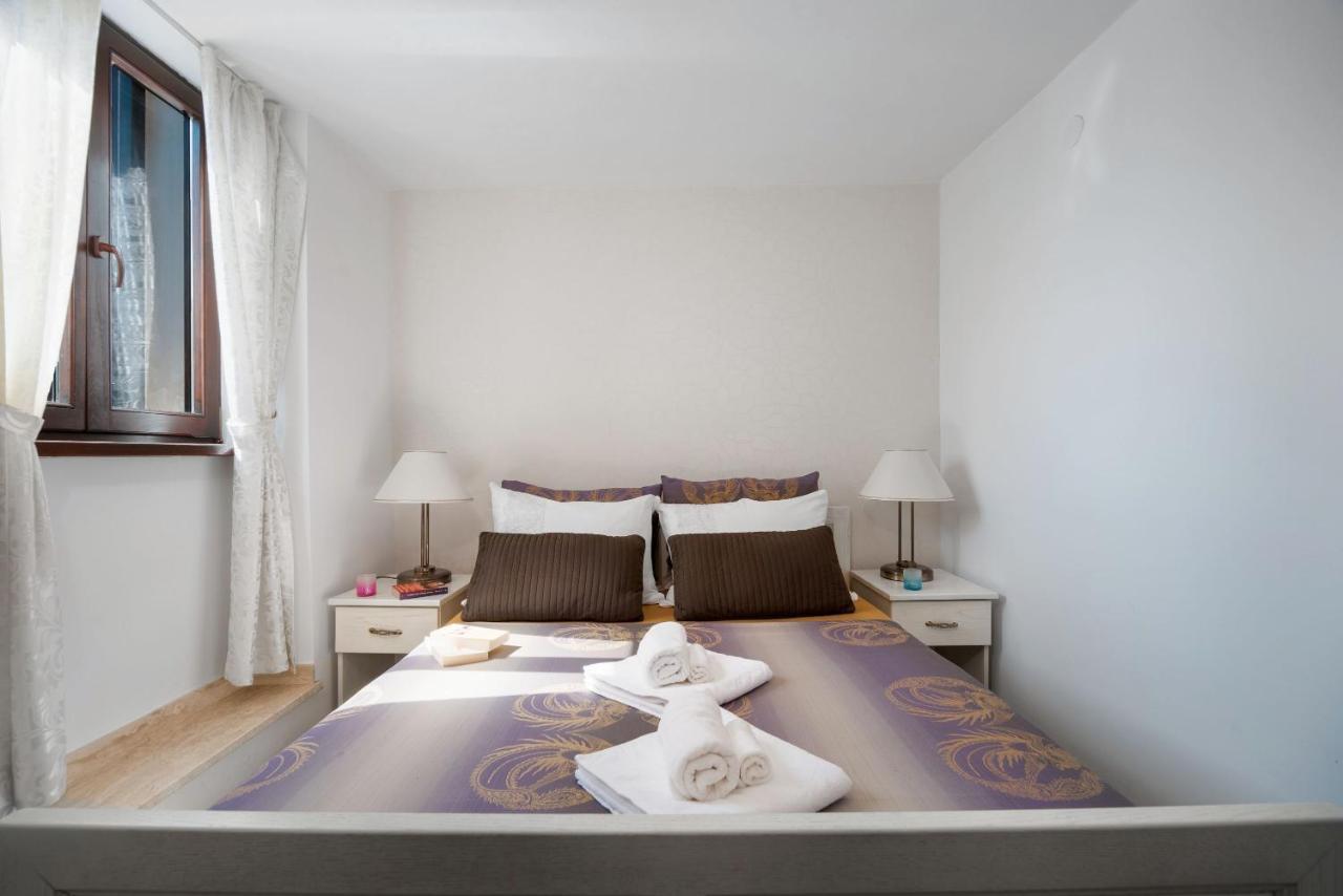 Luxury Apartments Perko Kaštela Екстериор снимка