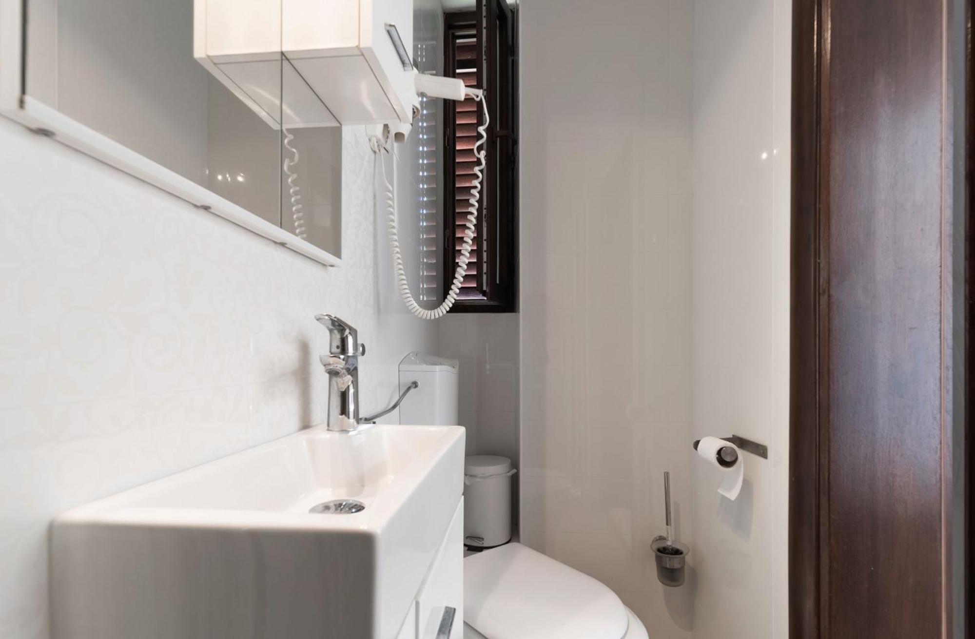 Luxury Apartments Perko Kaštela Стая снимка