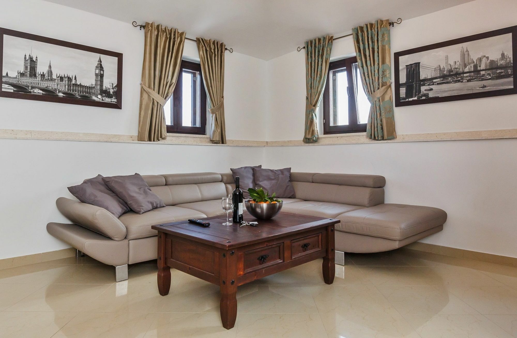 Luxury Apartments Perko Kaštela Екстериор снимка